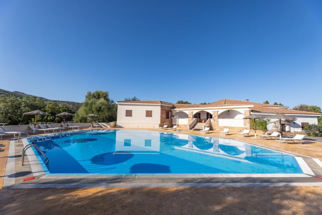 Villa Antonina Porto Rotondo Exteriör bild